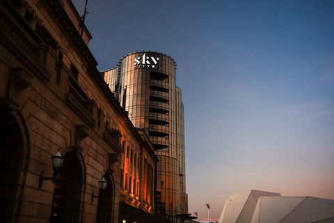 Eos By SkyCity - Accommodation Gladstone 1