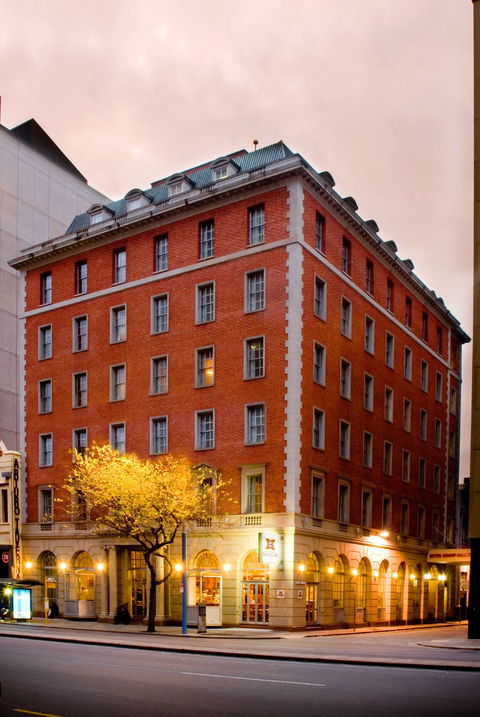 Hotel Grand Chancellor On Currie - Accommodation Gladstone 0