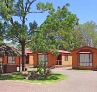 Adelaide Caravan Park - Accommodation Gladstone