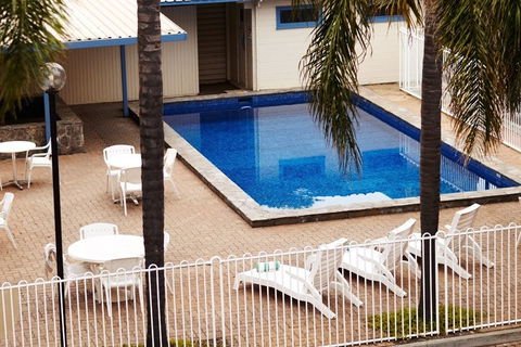 Royal Coach Motor Inn - Accommodation Gladstone 3