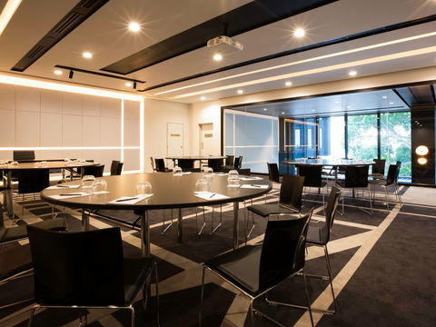 Pullman Sydney Airport Hotel - Accommodation Gladstone 8