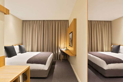 Mantra Hotel At Sydney Airport - Accommodation Gladstone 1