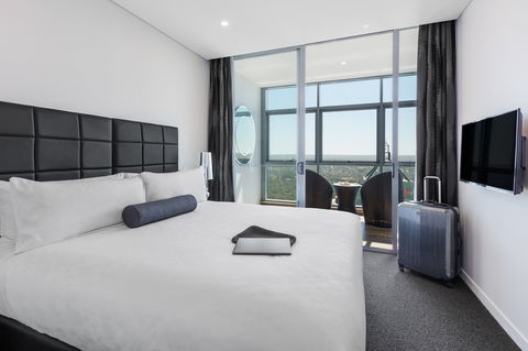 Meriton Suites Chatswood - Accommodation Gladstone 4
