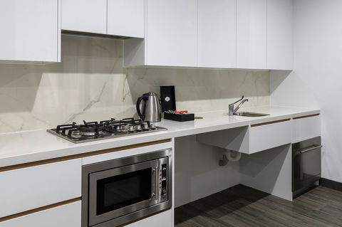 Meriton Suites Chatswood - Accommodation Gladstone 8