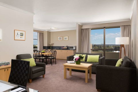 The Miller Hotel - Accommodation Gladstone 11