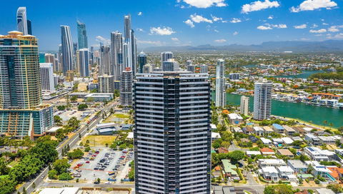 Arise Ruby Gold Coast - Accommodation Gladstone 1