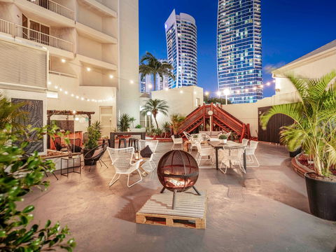Novotel Surfers Paradise - Accommodation Gladstone 0
