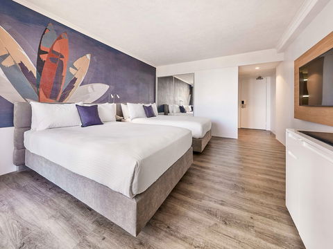 Novotel Surfers Paradise - Accommodation Gladstone 5