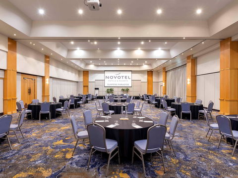 Novotel Surfers Paradise - Accommodation Gladstone 8