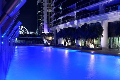 Mantra Circle On Cavill - Accommodation Gladstone 4