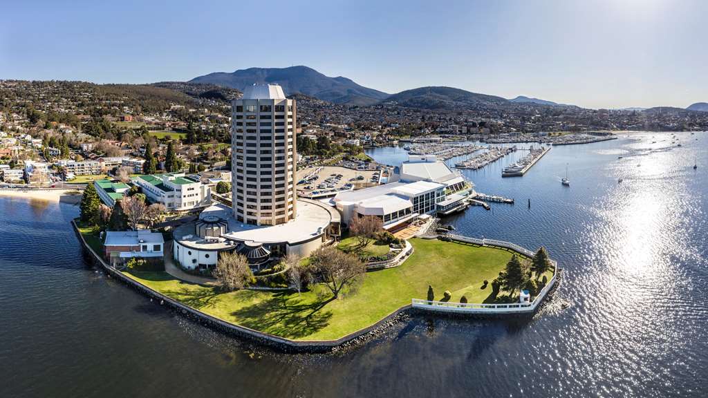 Sandy Bay TAS Accommodation Gladstone