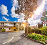 Quality Hotel Melbourne Airport - Accommodation Gladstone