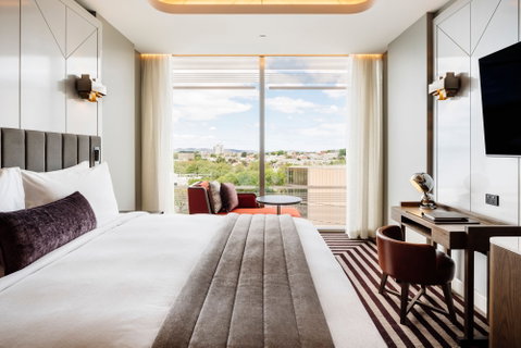 The Tasman, A Luxury Collection Hotel - Accommodation Gladstone 4