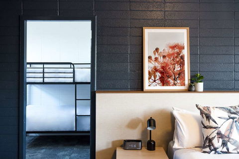 HotelMOTEL - Accommodation Gladstone 8