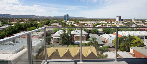 Hume Serviced Apartments - Accommodation Gladstone 3