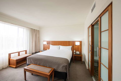 Majestic Roof Garden Hotel - Accommodation Gladstone 6