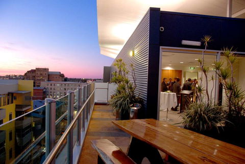 Majestic Roof Garden Hotel - Accommodation Gladstone 12