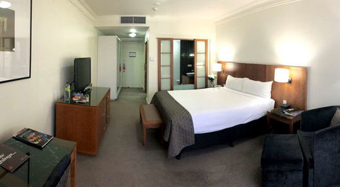 Majestic Roof Garden Hotel - Accommodation Gladstone 16