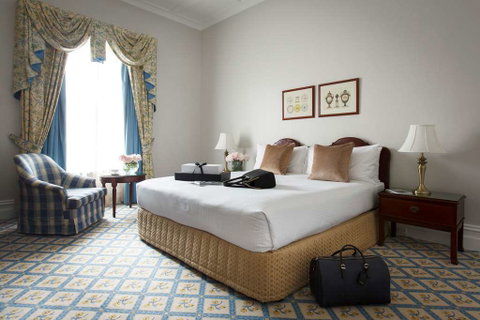 The Hotel Windsor - Accommodation Gladstone 4
