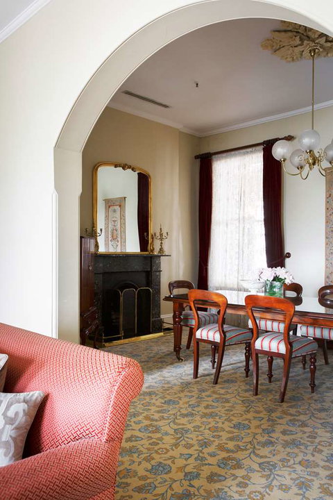 The Hotel Windsor - Accommodation Gladstone 11