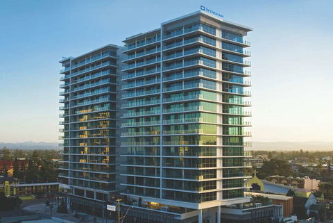 Wyndham Surfers Paradise Resort - Accommodation Gladstone 2