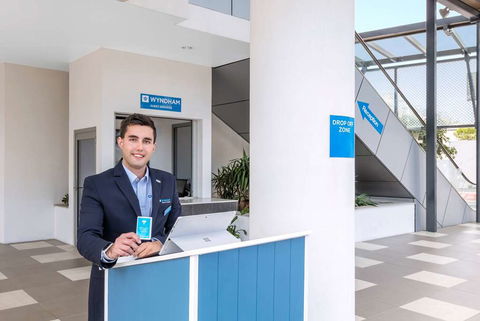 Wyndham Surfers Paradise Resort - Accommodation Gladstone 4