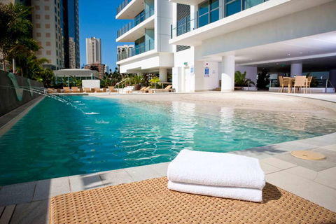 Wyndham Surfers Paradise Resort - Accommodation Gladstone 10