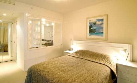 Mantra Broadbeach on the Park - Accommodation Gladstone 8