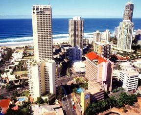 Islander Resort Hotel - Accommodation Gladstone 0