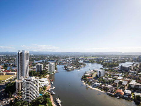 Mantra Towers Of Chevron Surfers - Accommodation Gladstone 3