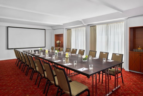 Melbourne Marriott Hotel - Accommodation Gladstone 7