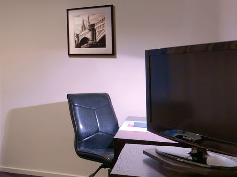 Hotel Grand Chancellor - Accommodation Gladstone 4