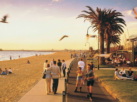 Mercure Welcome Melbourne - Accommodation Gladstone 14