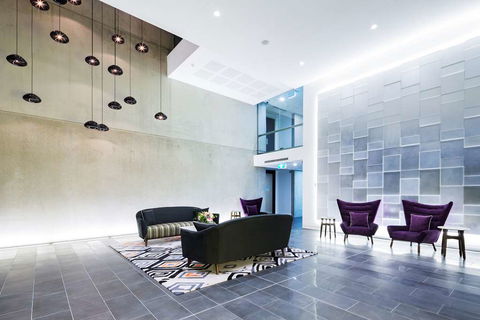 Avenue Hotel Canberra - Accommodation Gladstone 1
