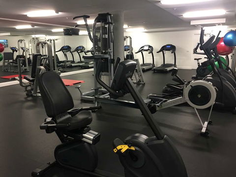 Avenue Hotel Canberra - Accommodation Gladstone 10