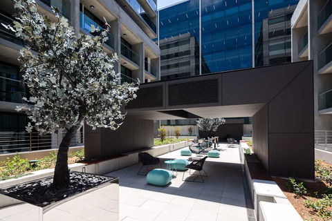Avenue Hotel Canberra - Accommodation Gladstone 11