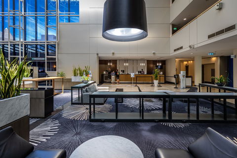 Crowne Plaza Canberra - Accommodation Gladstone 2