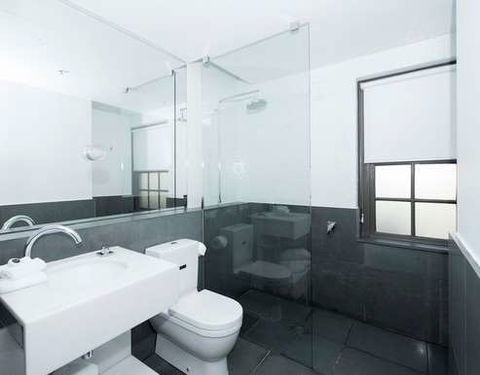 Peppers Gallery Hotel, Canberra - Accommodation Gladstone 1
