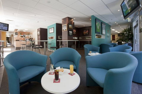 Pacific Suites Canberra - Accommodation Gladstone 3