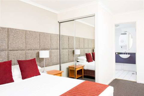 Mantra On Northbourne - Accommodation Gladstone 2