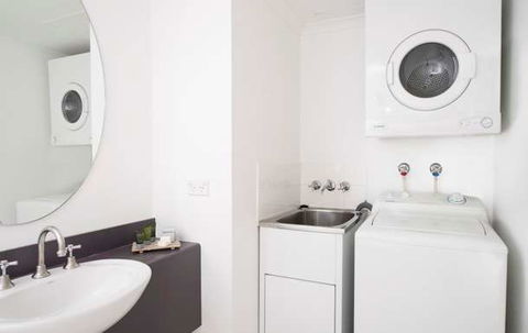 Mantra On Northbourne - Accommodation Gladstone 7