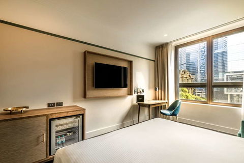 Batman's Hill On Collins - Accommodation Gladstone 5