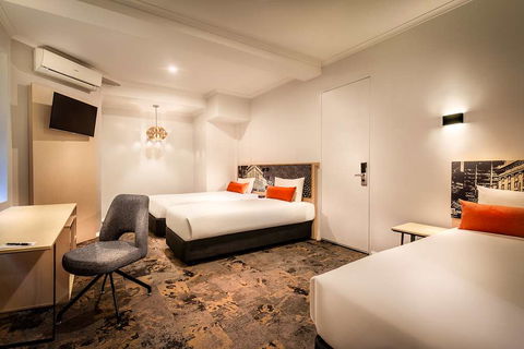 Batman's Hill On Collins - Accommodation Gladstone 12