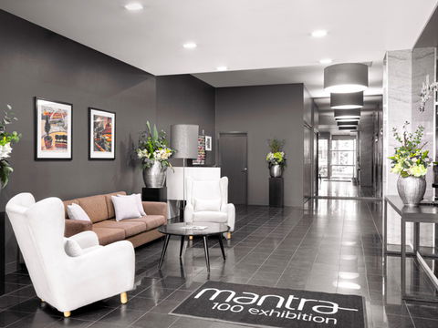Mantra 100 Exhibition - Accommodation Gladstone 5