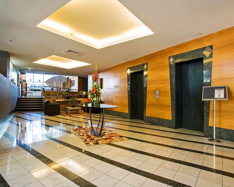 Clarion Suites Gateway - Accommodation Gladstone 2