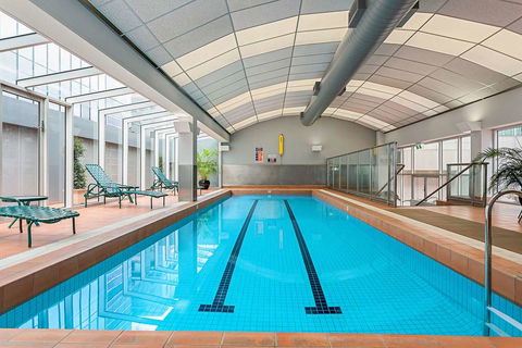 Clarion Suites Gateway - Accommodation Gladstone 7