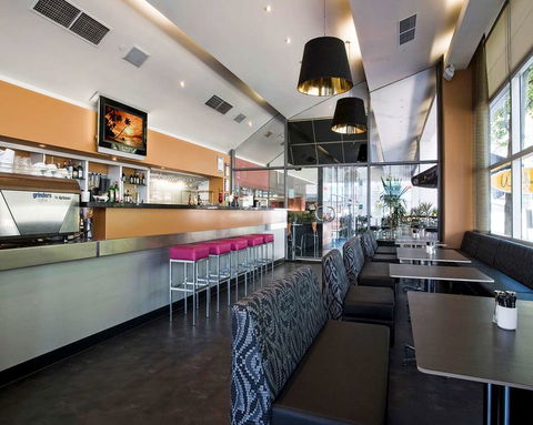 Clarion Suites Gateway - Accommodation Gladstone 14