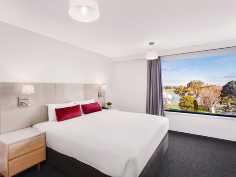 Mercure Melbourne Albert Park - Accommodation Gladstone 7