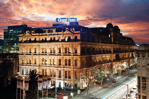 Quest Grand Hotel Melbourne - Accommodation Gladstone 0