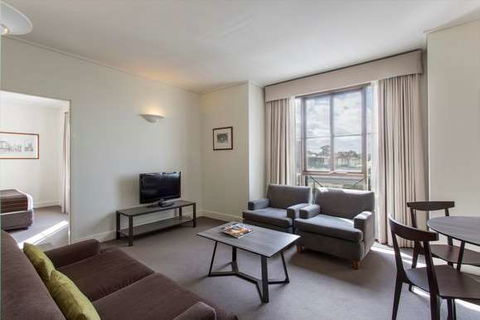 Mantra On Jolimont - Accommodation Gladstone 6